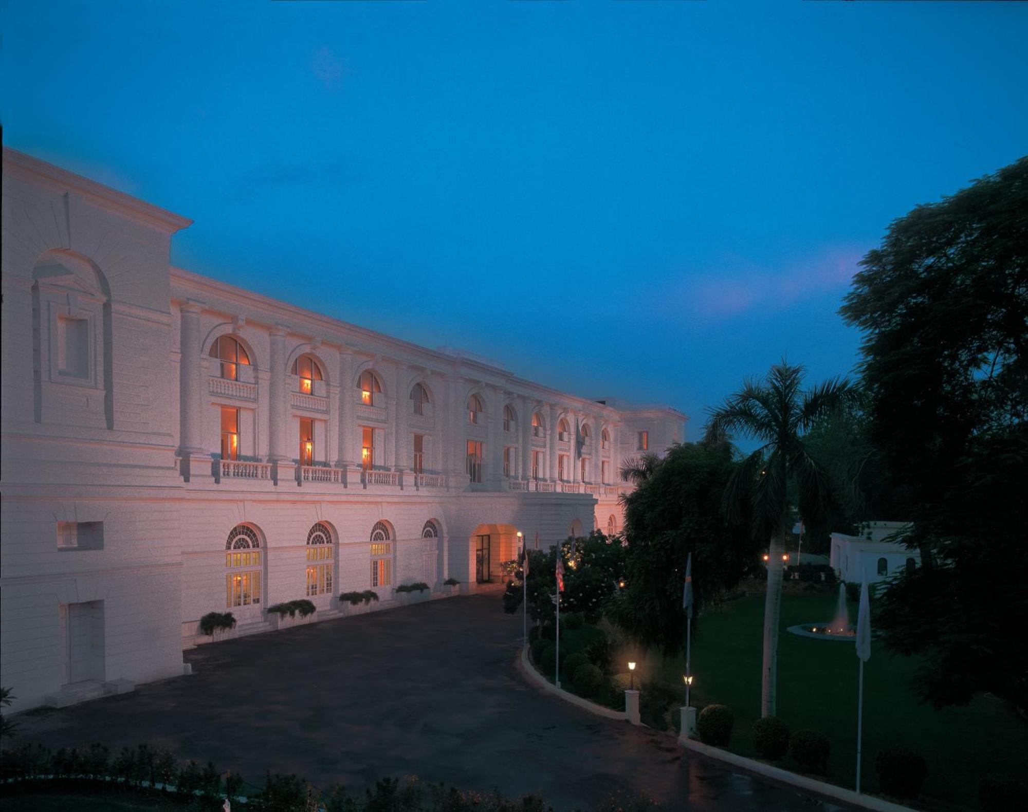 Maidens Hotel Nové Dillí Exteriér fotografie